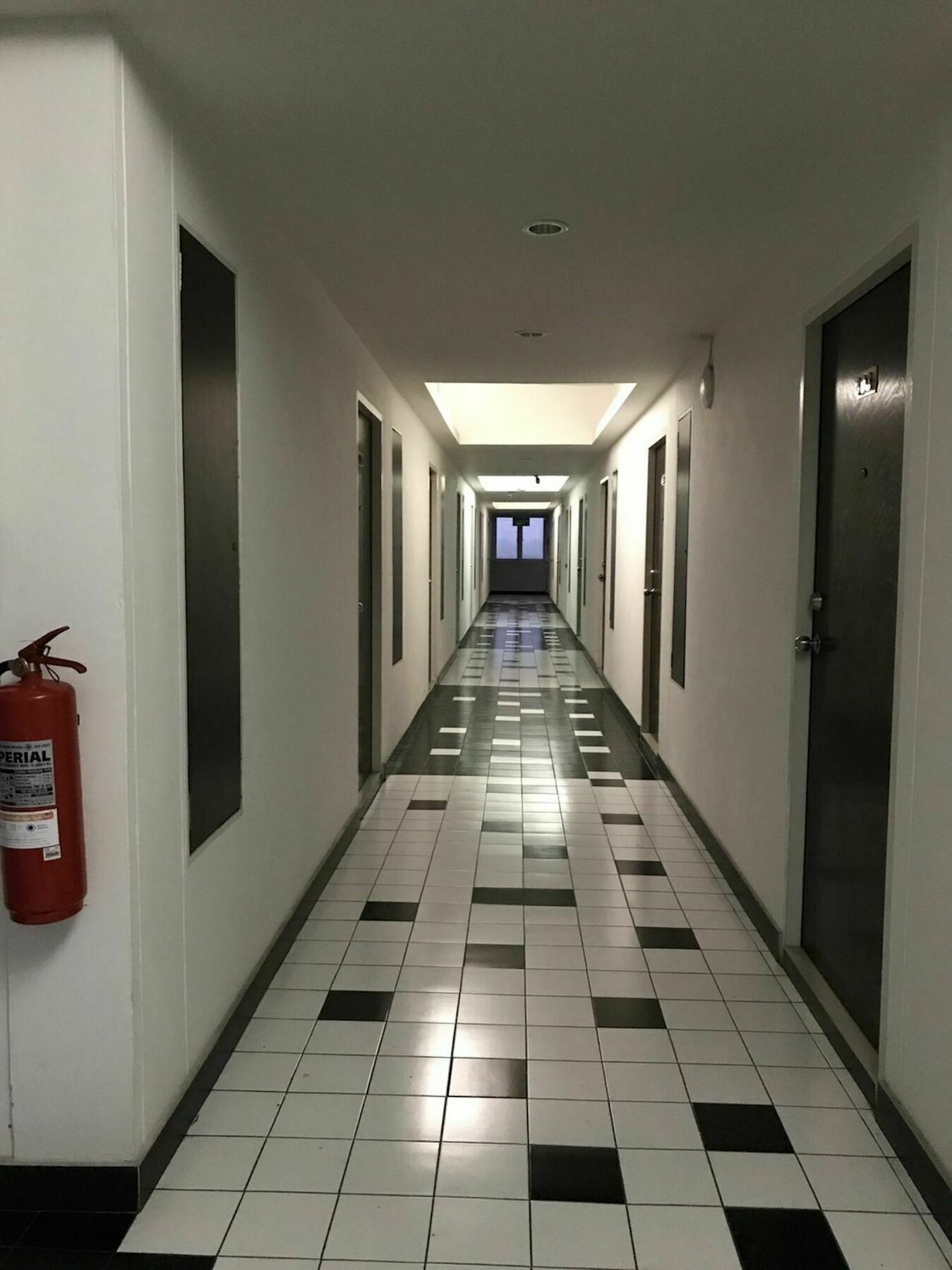 鲁安普拉索威公寓酒店 曼谷 外观 照片